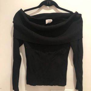 Off the shoulder top - WILFRED